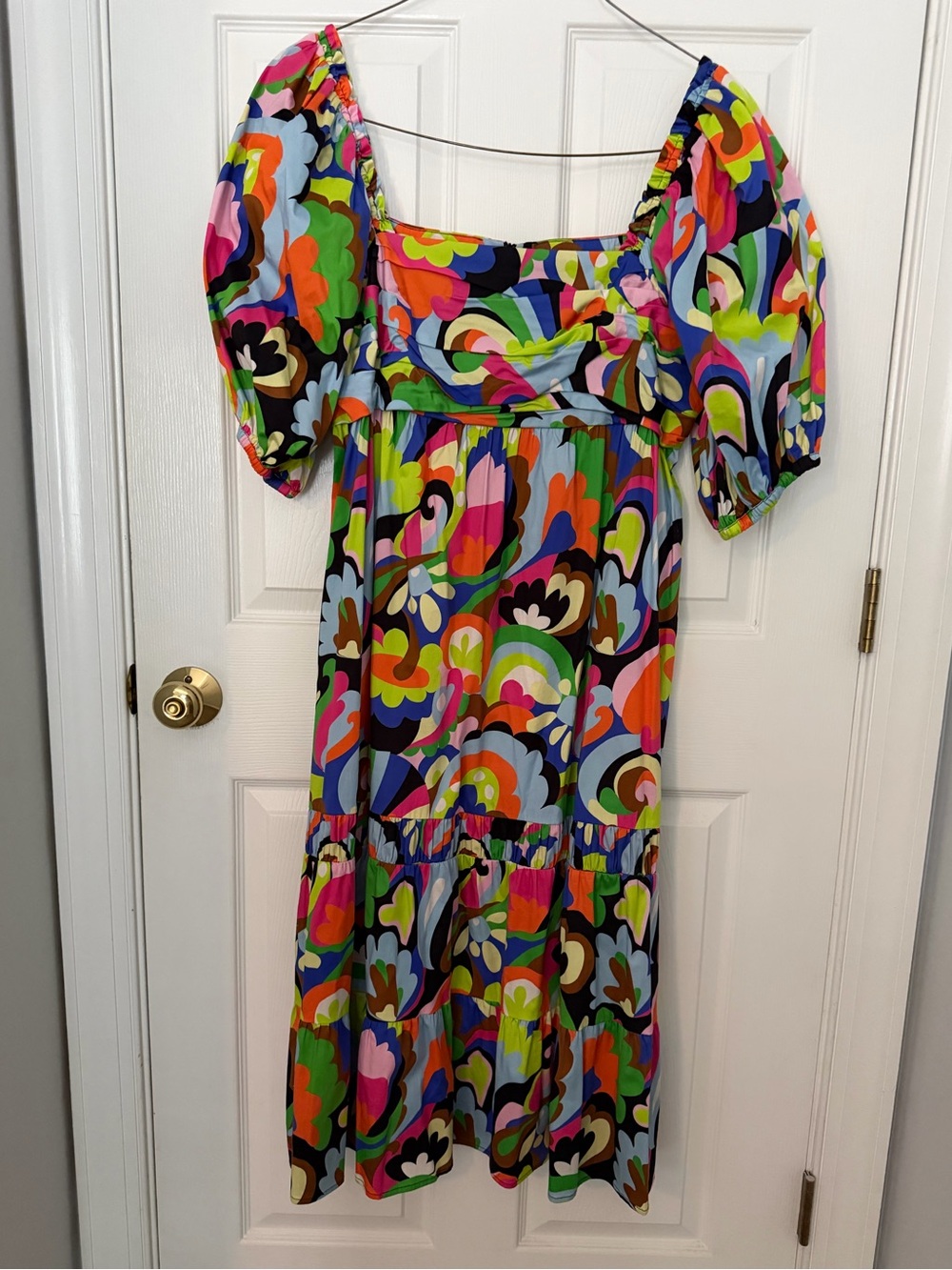 CROSBY by Mollie Burch Multicolor Abstract Puff-Sleeve Midi Dress